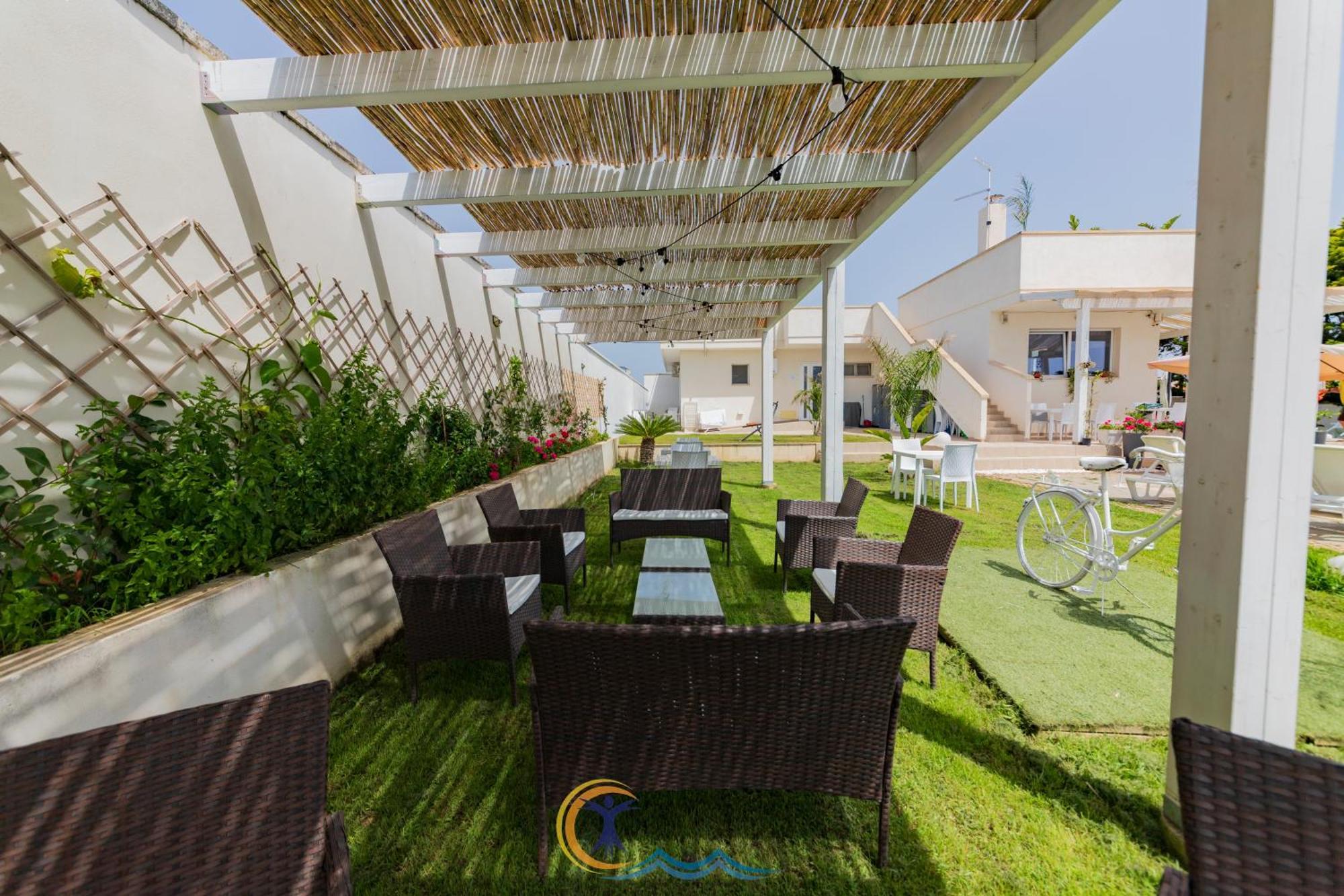 Villa Leonardo San Foca - Room, Pool & Restaurant Exterior foto