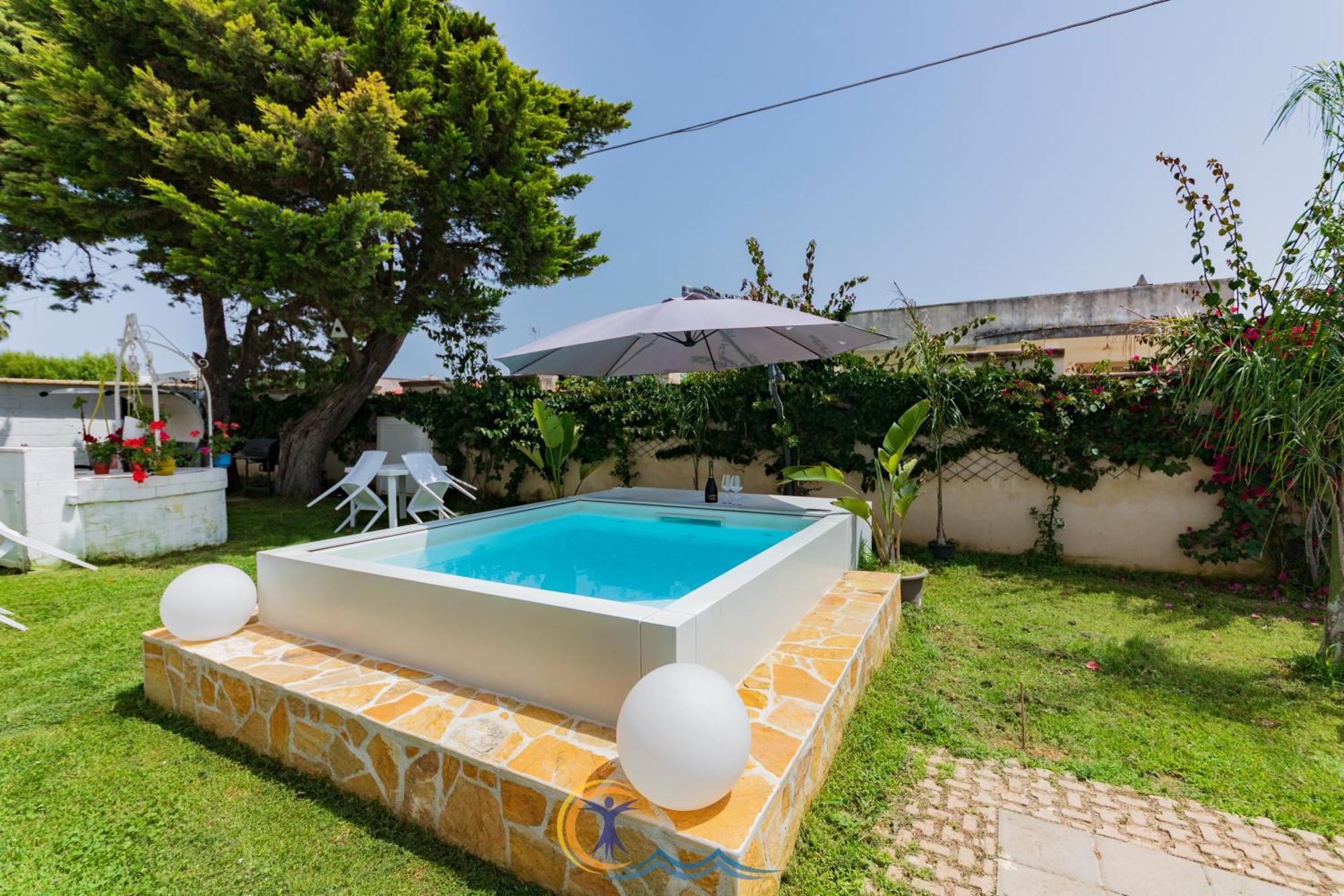 Villa Leonardo San Foca - Room, Pool & Restaurant Exterior foto
