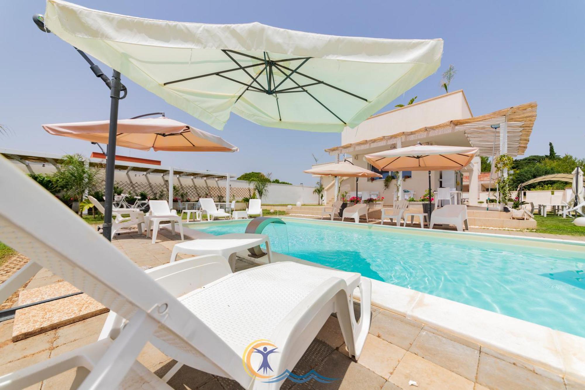 Villa Leonardo San Foca - Room, Pool & Restaurant Exterior foto