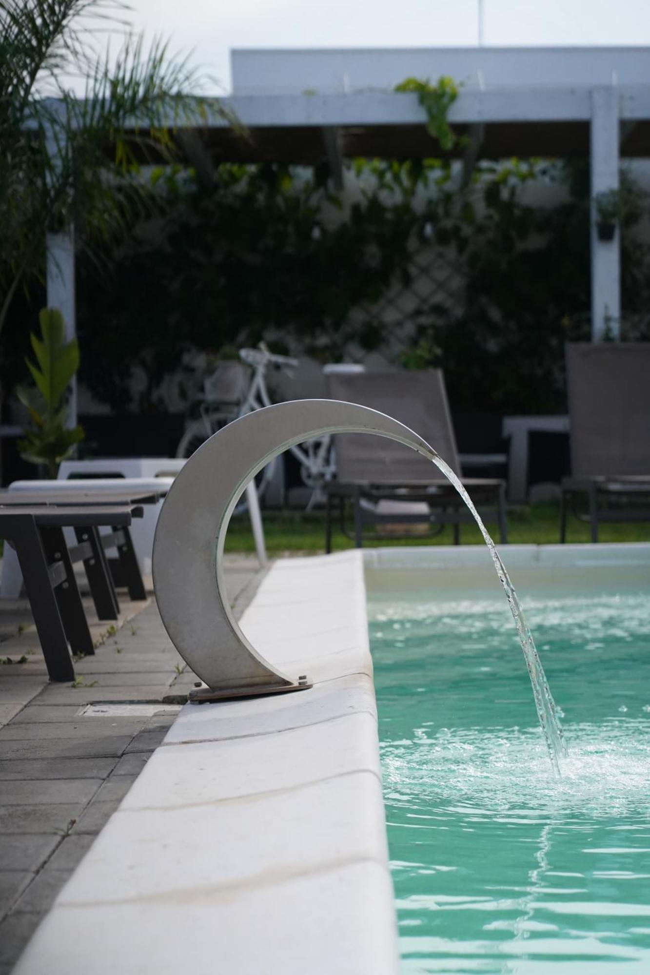 Villa Leonardo San Foca - Room, Pool & Restaurant Exterior foto